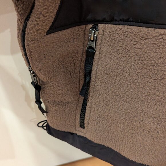 EUC The North Face Retro Denali Jacket (Fleece, Brown) - Picture 13 of 16